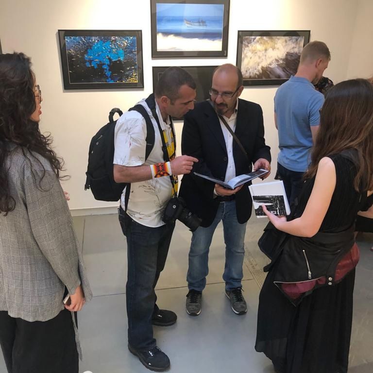 Foto Illumination - 6 june - Vernissage Foto Illumination - 6 june - Vernissage - Imagem 23