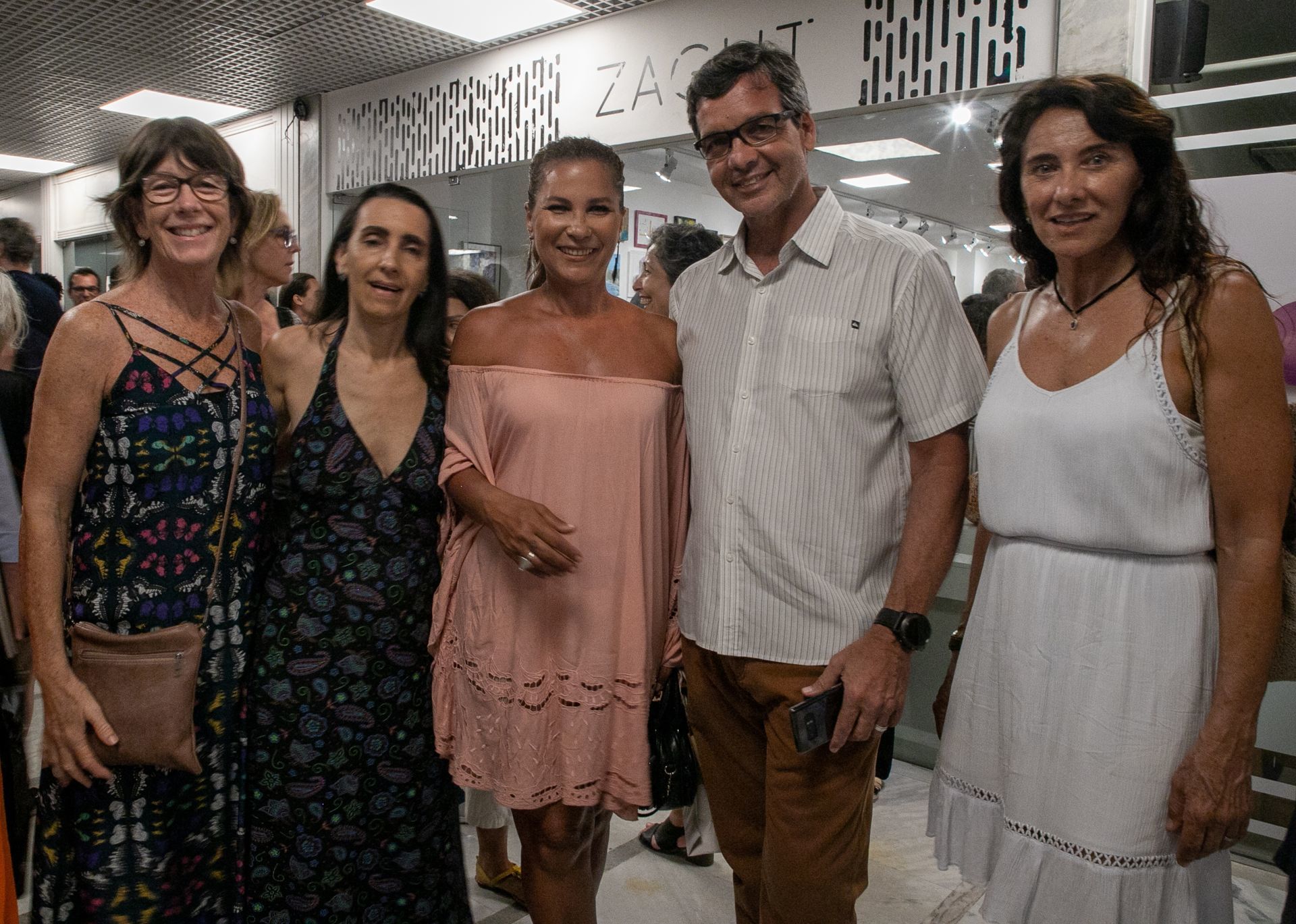 Foto Summer exhibition 50 degrees celsius in Rio de Janeiro! Foto Summer exhibition 50 degrees celsius in Rio de Janeiro! - Imagem 13
