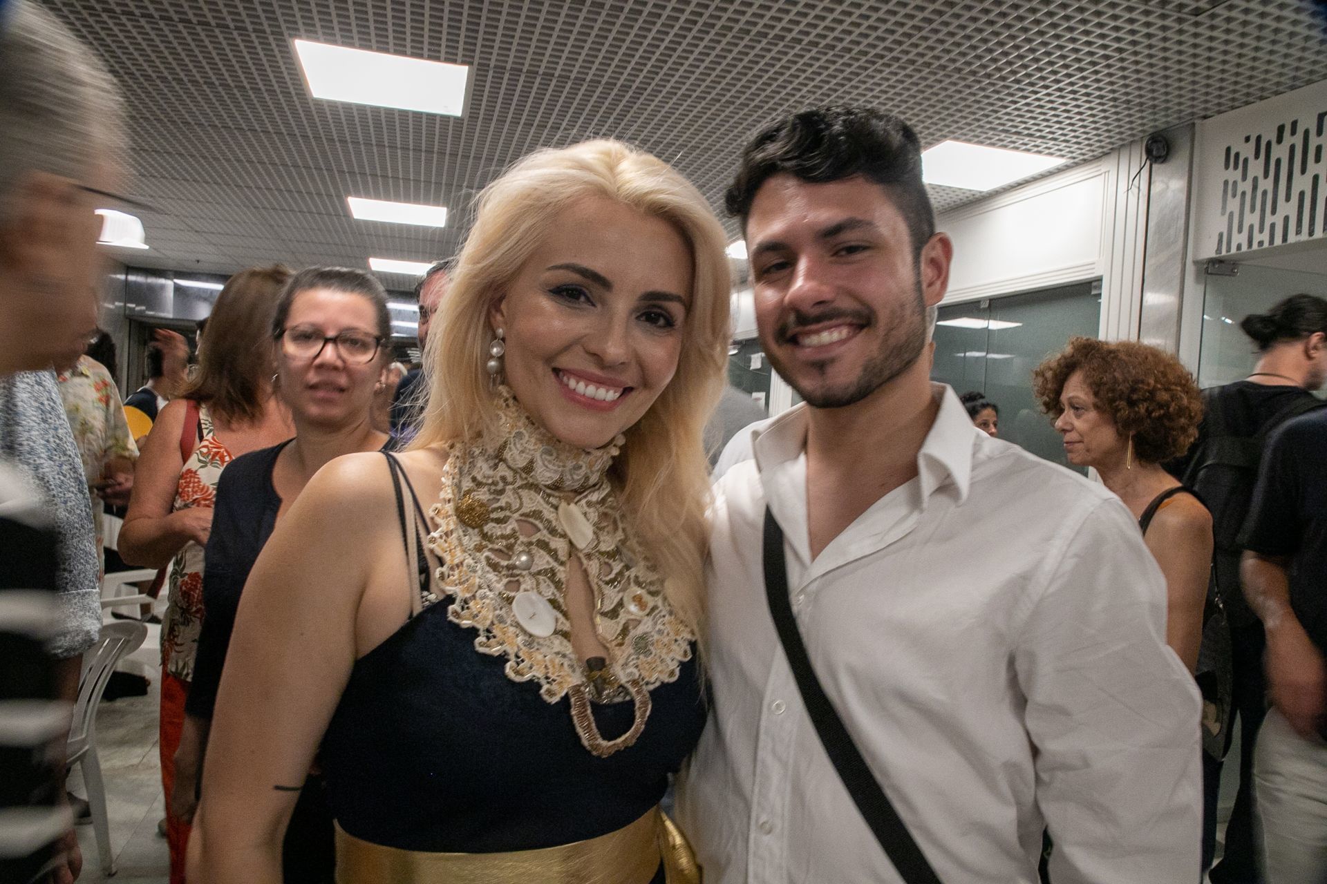 Foto Summer exhibition 50 degrees celsius in Rio de Janeiro! Foto Summer exhibition 50 degrees celsius in Rio de Janeiro! - Imagem 74