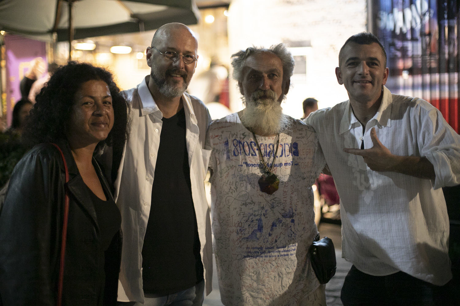 Foto Save The Movement - Imagem 38